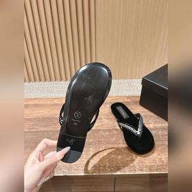 Chanel жемчужные сандалии Оригинальная модель, приобретенная сраз