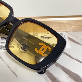 CHANEL МОДЕЛЬ： CH5541 Размер： 53 x 20 x 145