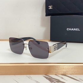 CHANEL Новая модель очков от Chanel с роскошными бриллиантами на