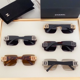 CHANEL Новая модель очков от Chanel с роскошными бриллиантами на 