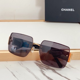 CHANEL Новая модель очков от Chanel с роскошными бриллиантами на 