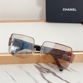 CHANEL Новая модель очков от Chanel с роскошными бриллиантами на 