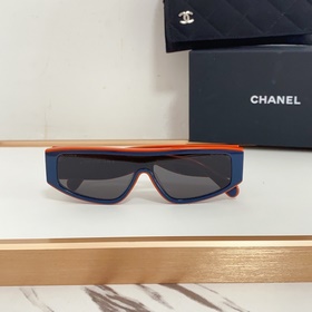 Солнцезащитные очки Chanel очень красивые. Новая модель с двухцве