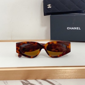 Солнцезащитные очки Chanel очень красивы. Новый дизайн с двухцвет
