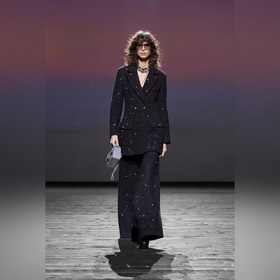 Фотографии моделей  CHANEL Осень-зима Новая коллекция Coco neige