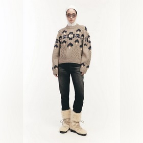Фотографии моделей  CHANEL Осень-зима Новая коллекция Coco neige