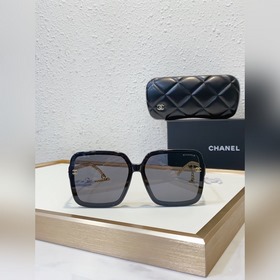 CHANEL Кулон виде бутылочки Классический черный цвет -- CH5692