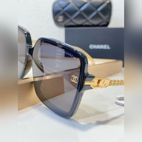 CHANEL Кулон виде бутылочки Классический черный цвет -- CH5692