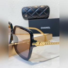 CHANEL Кулон виде бутылочки с градиентным цветом --CH5692