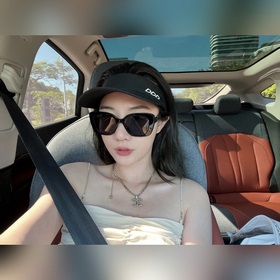 Никто не может отказаться от Chanel Ch5422