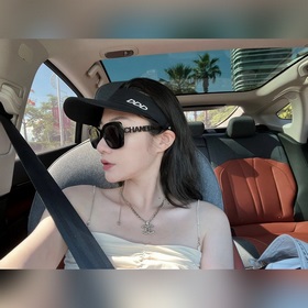 Никто не может отказаться от Chanel Ch5422