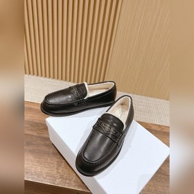 Туфли Dior Mule Эта модель, воплотившая в себе исключительное мас