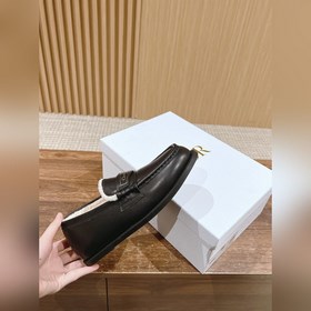 Туфли Dior Mule Эта модель, воплотившая в себе исключительное мас