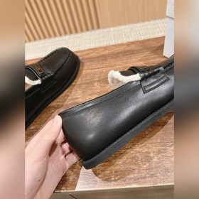 Туфли Dior Mule Эта модель, воплотившая в себе исключительное мас