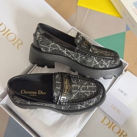 Топовая версия： женская модель Dior Новейшая серия Boy от Dior Л