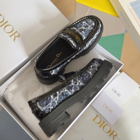 Топовая версия： женская модель Dior Новейшая серия Boy от Dior Л