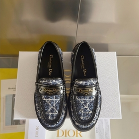 Топовая версия： женская модель Dior Новейшая серия Boy от Dior Л