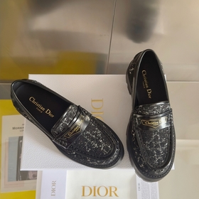Топовая версия： женская модель Dior Новейшая серия Boy от Dior Л