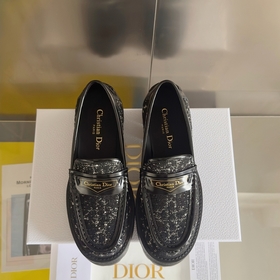 Топовая версия： женская модель Dior Новейшая серия Boy от Dior Л