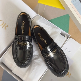 Топовая версия： женская модель Dior Новейшая серия Boy от Dior Л