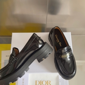 Топовая версия： женская модель Dior Новейшая серия Boy от Dior Л