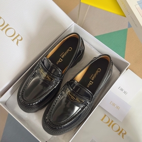 Топовая версия： женская модель Dior Новейшая серия Boy от Dior Л