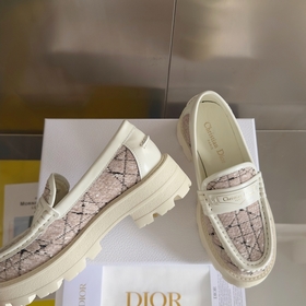 Топовая версия： женская модель Dior Новейшая серия Boy от Dior Л
