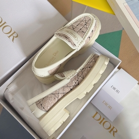 Топовая версия： женская модель Dior Новейшая серия Boy от Dior Л