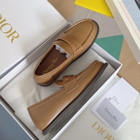 Топовая версия： женская модель Dior Новейшая серия Boy от Dior Л