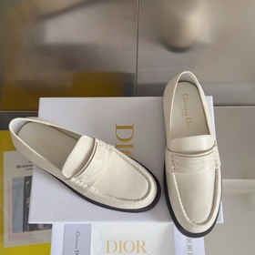 Топовая версия： женская модель Dior Новейшая серия Boy от Dior Л