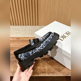 Новые лоферы Dior Эти лоферы Dior Boy на толстой подошве воплоща