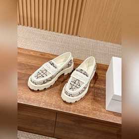 Новые лоферы Dior Эти лоферы Dior Boy на толстой подошве воплоща