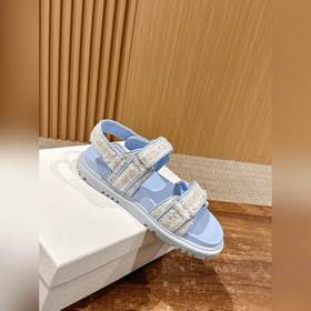 Новейшие модные сандалии от Dior. Классическая модель с обновленн