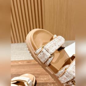 Новейшие модные сандалии от Dior. Классическая модель с обновленн