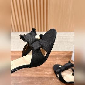 Новые туфли на каблуке с бантиком и жемчужинами от Dior Новая мод