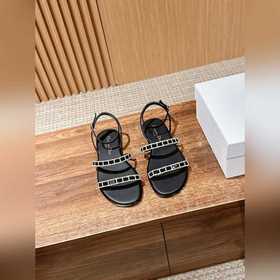#Dior летняя новинка с бриллиантовой застежкой, плоской подошвой