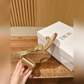 #Dior летняя новинка с бриллиантовой застежкой, плоской подошвой 