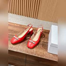 Дизайнерские весенне-летние сандалии Mary Jane от Dior с логотипо