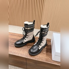【Маури】 Новые легкие ботинки с вышивкой от Dior Эти стильные бот