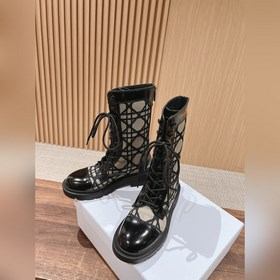 Новые легкие ботинки с вышивкой от Dior Эти стильные ботинки с у