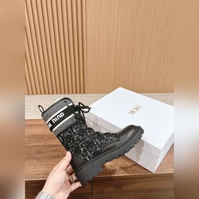 Дизайнерские ботинкиз шерсти Dior, изготовленные на высокотехноло