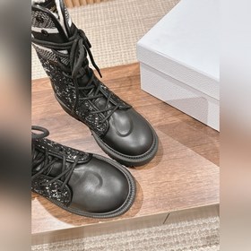 Дизайнерские ботинкиз шерсти Dior, изготовленные на высокотехноло