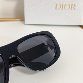 DIOR MOD： Lady95.22S1I Размер： 59, 18, 130