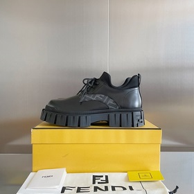 Версия высшего качества： низкие ботинки  Fendi Фенди Новая модел