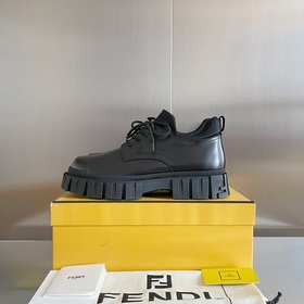 Версия высшего качества： низкие ботинки  Fendi Фенди Новая модел