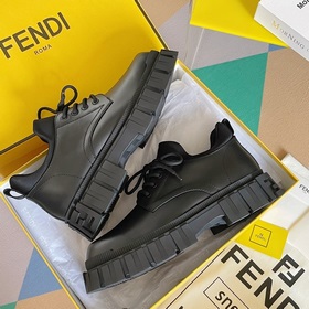 Версия высшего качества： низкие ботинки  Fendi Фенди Новая модел