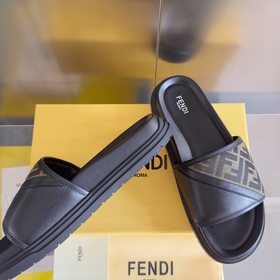 Версия высшего качества： мужская модель Fendi Diagonal серия FF