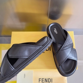 Версия высшего качества： мужская модель Fendi Diagonal серия FF