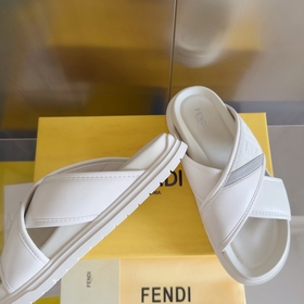 Версия высшего качества： мужская модель Fendi Diagonal серия FF