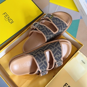Топовая версия： мужская модель Fendi Новая цветовая гамма, санда